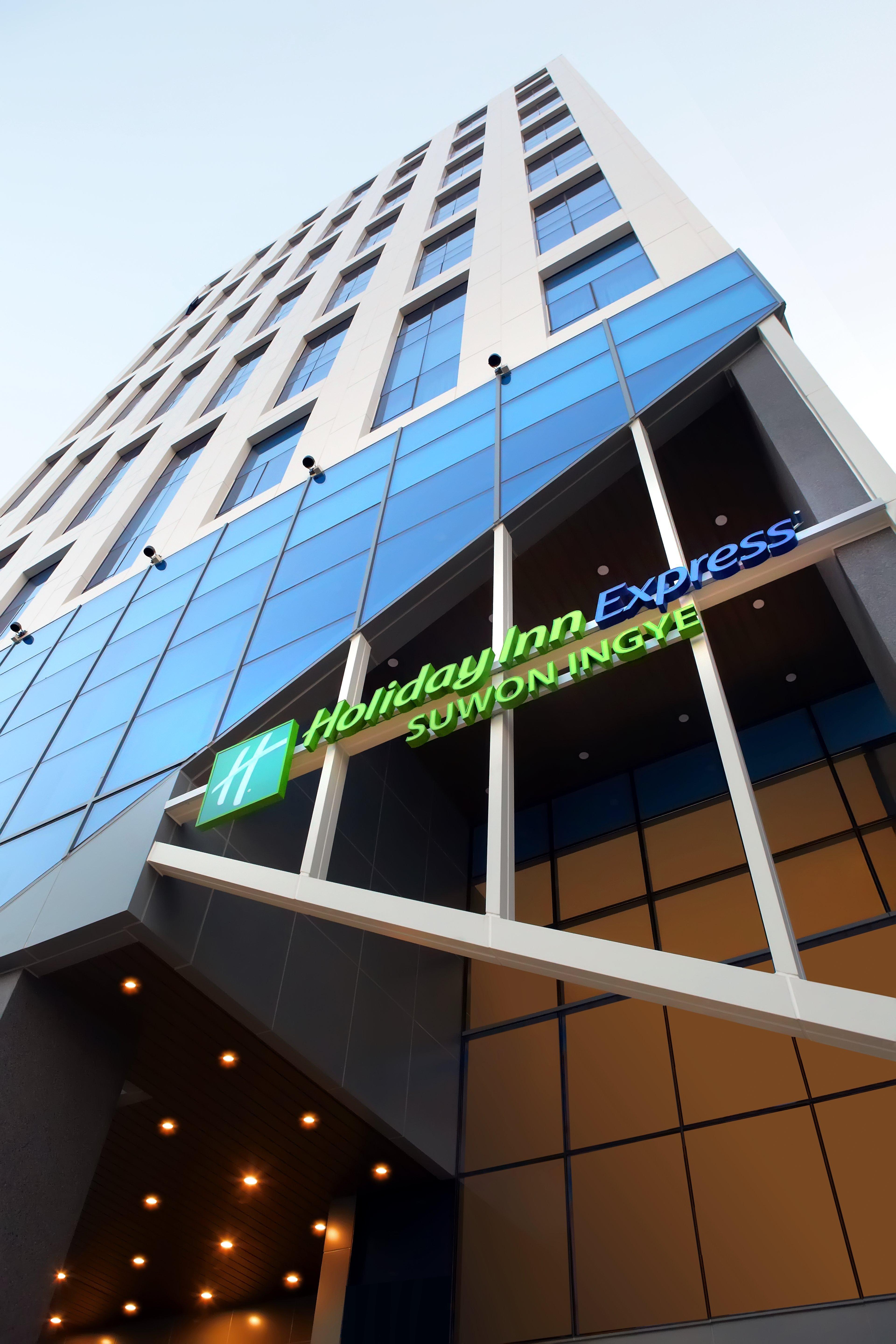 Holiday Inn Express Suwon Ingye, An Ihg Hotel Exterior photo